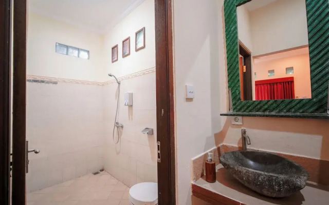 Shana Homestay by EPS