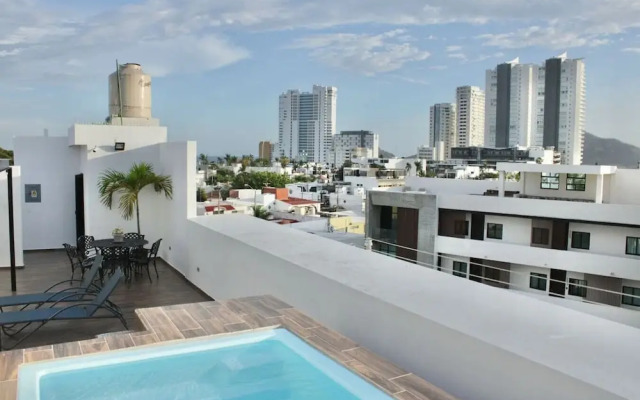 Rincon Colonial Apartments