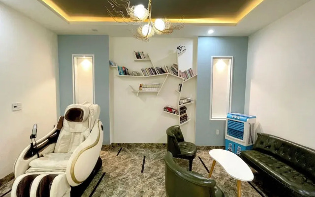 Aroma Luxury Villa