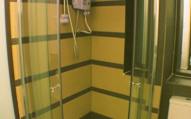 Khalifa Suites Hotel & Apartment