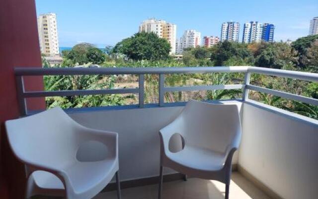 Hotel Almond Beach