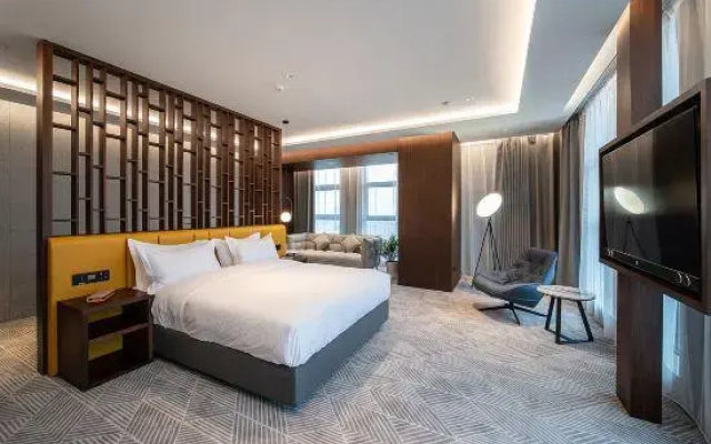 Weide Hotel(Nantong Harmony City)