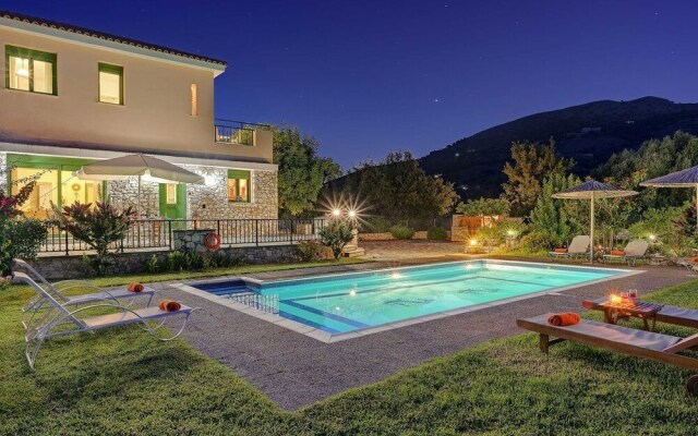 Villa Siriti
