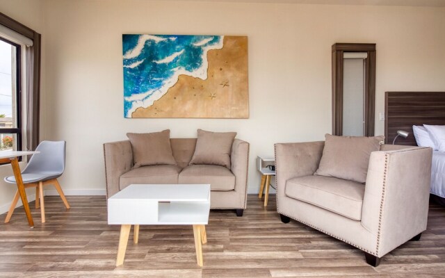 Nicole Suites