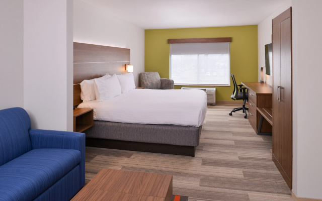 Holiday Inn Express & Suites Parkersburg-Mineral Wells by IHG
