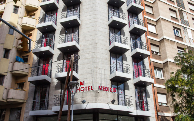 Hotel Medicis