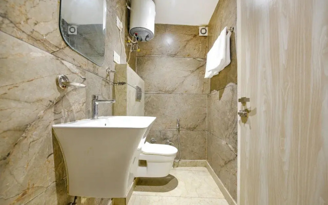 Fabhotel Luxury Inn Adarsh Nagar