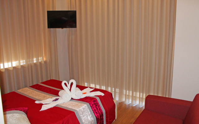 Monte Carlo Love Porto Guesthouse