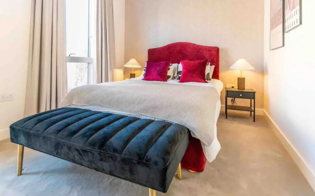 London Oasis - Spacious 4 Bedroom House
