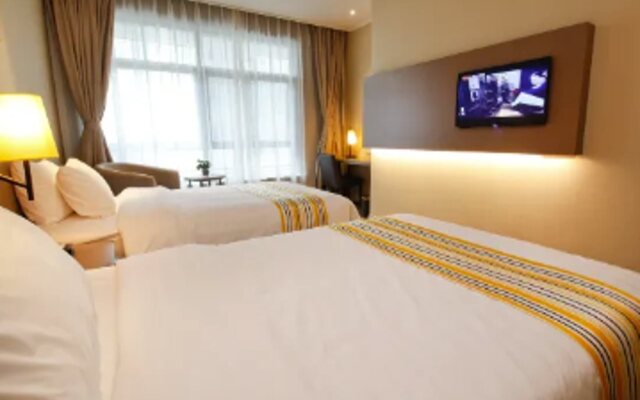 Homeinn Plus Hotel (Xi'an High-tech Zone Jinye First Road Zhangba Fourth Road Subway Station)