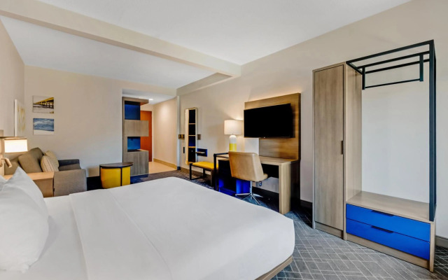 Comfort Suites Chesapeake - Norfolk
