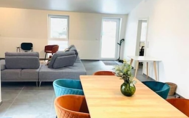 Penthouse 3 Bedrooms- Garden in Center