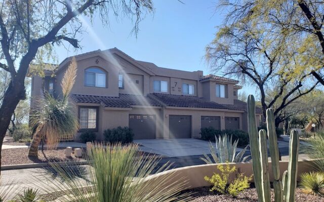 Sunset Sanctuary 3BR by Casago