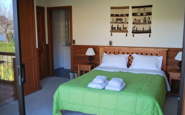 Frontera Pucon Hostel B&B