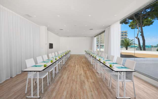 Melia Calviá Beach Hotel