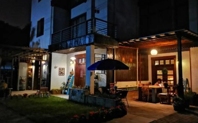 Liuniange Boutique Hostel