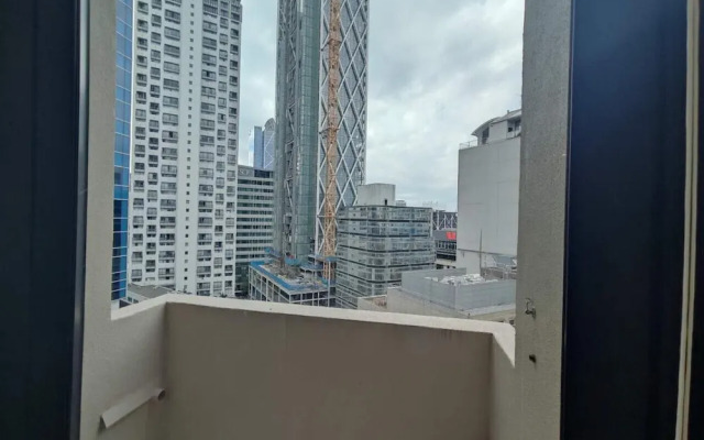 3 Double 1 Single 2 Sofa Beds apartment