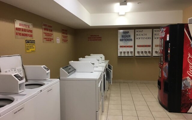 Western Budget Motel Whitecourt 3