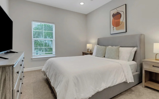 Swiftwater Apartments By Barsala