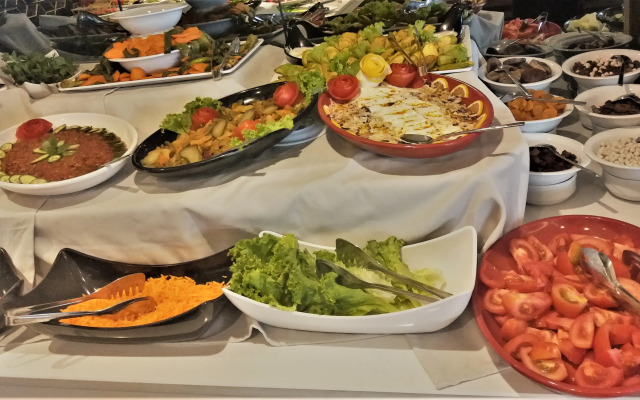 Grand Vaves Otel