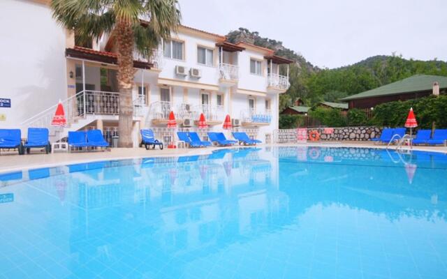 Karbel Beach Hotel