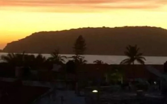 Condo Dorada
