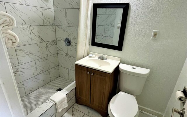 Budget Inn Giddings by Mukhi Hotels