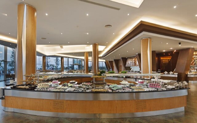 Noah's Ark Deluxe Hotel & Spa