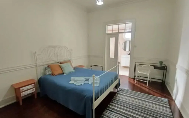 Casa dos Livros - Guest House