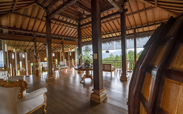 Tira Vilagna Suites & Spa