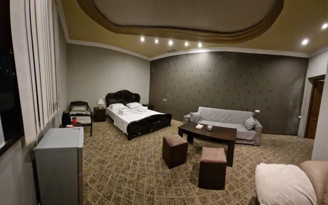 Star Zvartnots Yerevan Airport