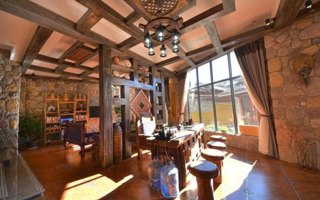 Aniuwo Inn