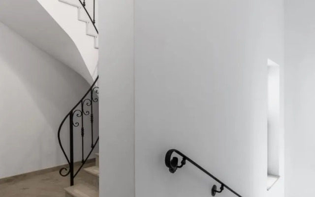 Old Town Luxury Suites