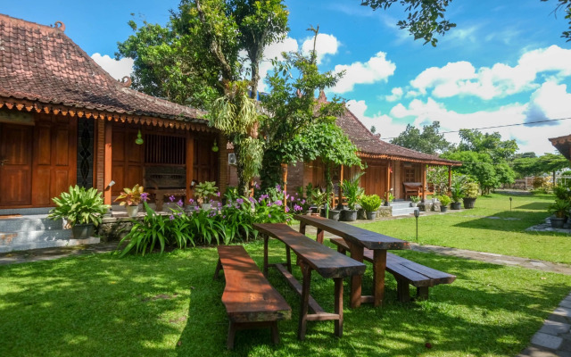 Omah Mbah Mandor by The Lavana