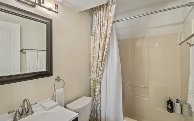 Furnished Patio & Views: West Sedona House!