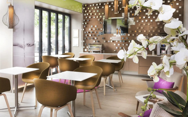 Hotel Eiffel Segur