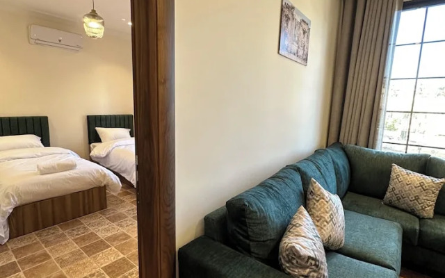 12 Antica Jabal Al Lweibdeh