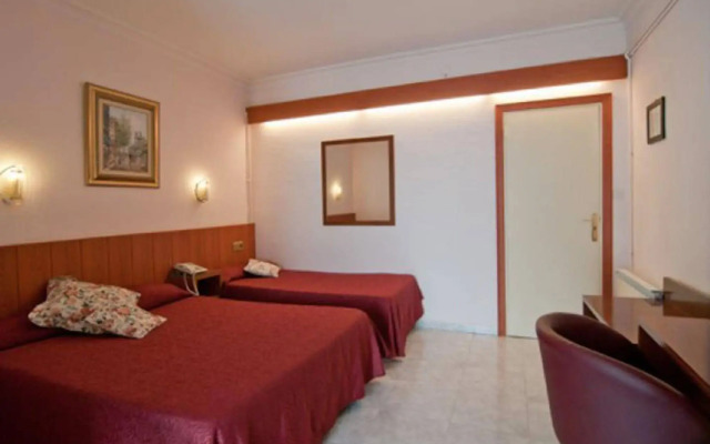 Hotel Medium Claramar