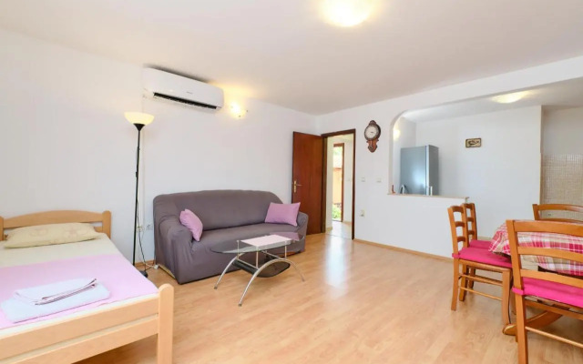 Apartment Cunski 7867c