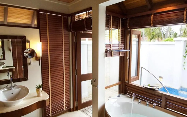 Kurumba Maldives Resort