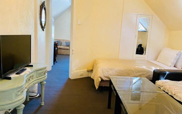 The Mews Motel – Guest Rooms – Launceston