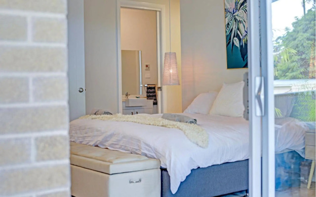 Luxury Spacious Entertaining Areas and Close to Hyams Beach