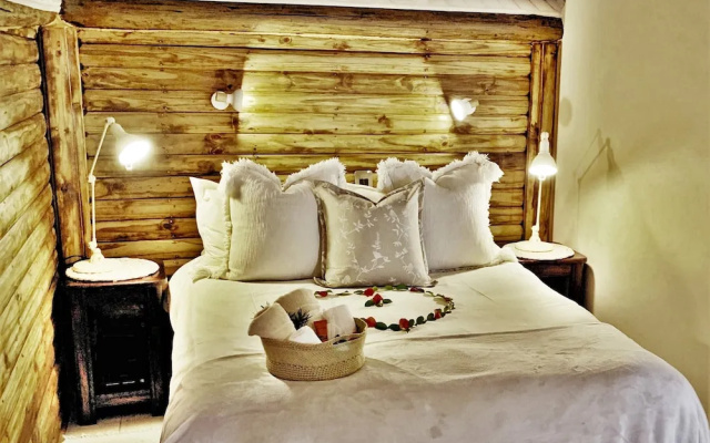 iKhaya LamaDube Game Lodge