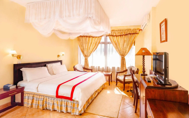 New Safari Hotel
