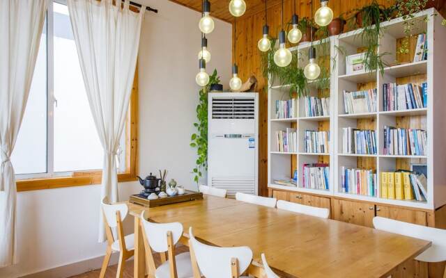 Taihu Baopu Fish Inn