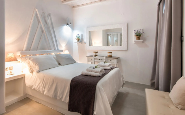 Blue Waves Suites & Apartments To Kyma