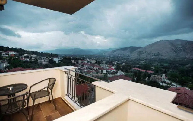 Theasis Hotel Paramythia