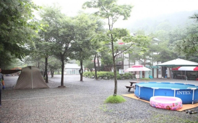Youngwol Sky Pension Camping