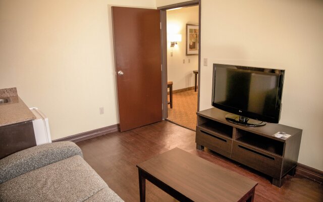 Holiday Inn Express & Suites Houston North Intercontinental by IHG