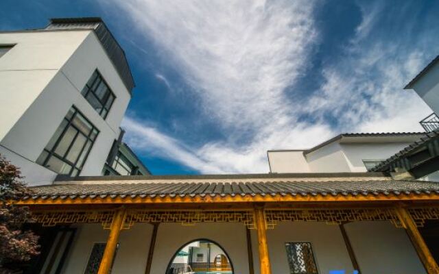 Yun He Ye Bo Hotel (Wuxi Lingshan Grand Buddha Nianhua Bay)